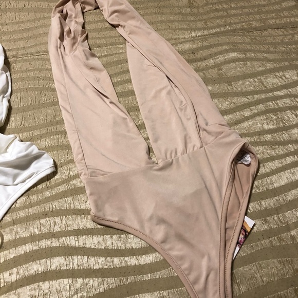 white and nude bodysuits! - Picture 3 of 4